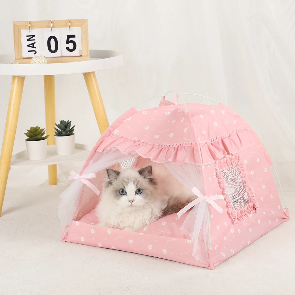 Warm Clamshell Cat Tent