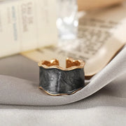Gold Oil Drip Ring