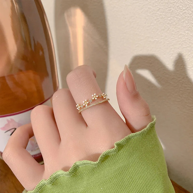 Adjustable Zircon Flower Ring