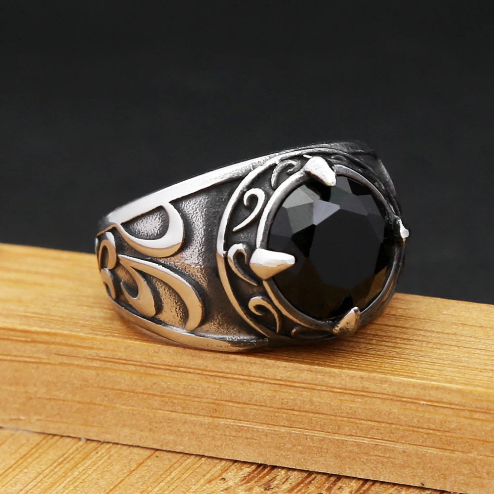 Gothic Dragon Claw Ring
